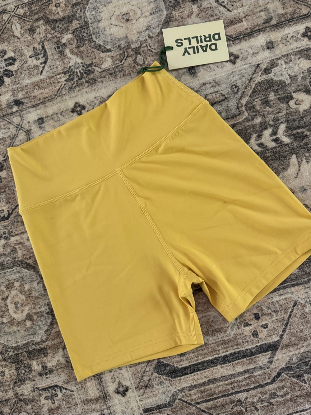 DAILY DRILLS Go Shortie Shorts, Size Medium. NWT and NIB!